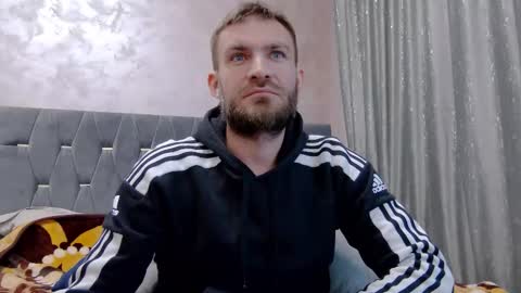 10in_deluxe online show from February 3, 7:13 am