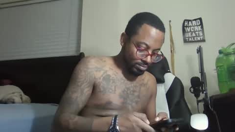 11inchtattedtrinibad online show from December 7, 11:45 pm