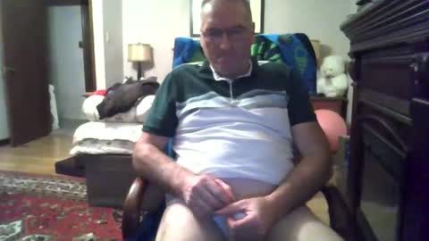 Snapshot of 123456ant chatting on December 8, 10:47 pm 123456ant online show from December 8, 10:47 pm