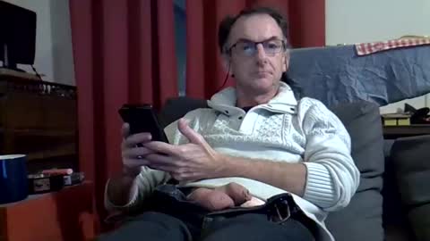 Snapshot of 18remy45 chatting on October 22, 9:40 pm 18remy45 online show from October 22, 9:40 pm