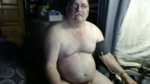 1dusty60 online show from December 10, 4:02 am