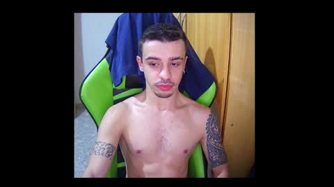 1good_vibes1 online show from March 10, 9:23 am