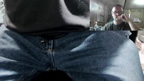 Snapshot of 1isallineed chatting on February 21, 12:38 am Pussy Slayer online show from February 21, 12:38 am