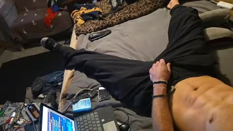 1knightluver69 online show from July 29, 2:38 pm