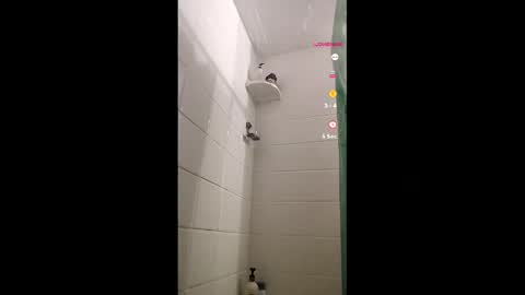 Clay online show from April 21, 1:39 pm