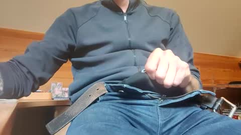 22_acacia_avenue online show from June 5, 8:42 am