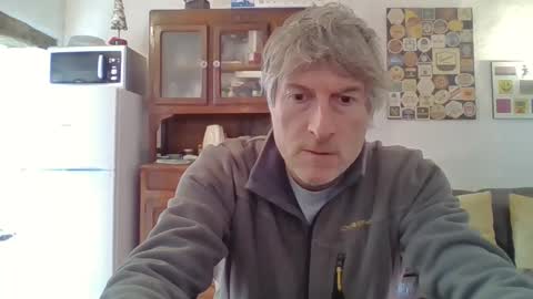 22esserre online show from December 5, 12:44 pm