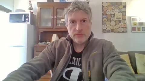 22esserre online show from March 5, 12:44 pm