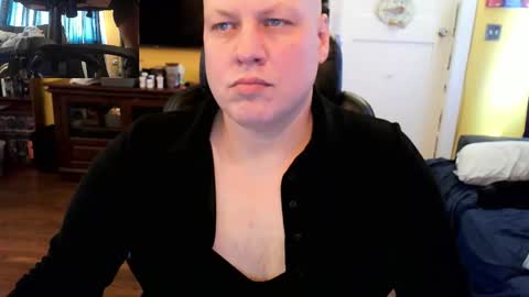 SLRN296512741 online show from March 2, 4:47 pm