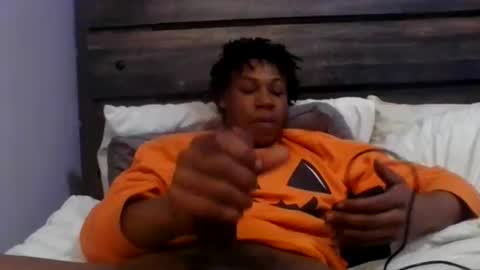 31darnellmcghee online show from April 24, 10:50 am