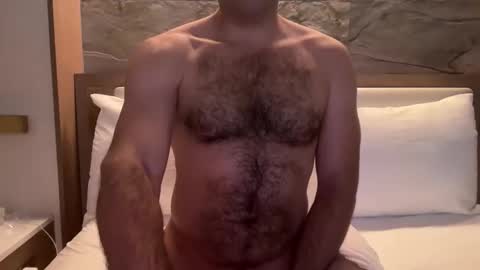 35longandthick online show from February 14, 1:22 am