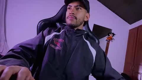 E V I L online show from February 3, 2:53 am