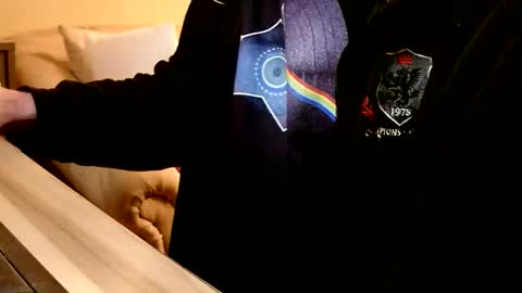 64shorty online show from December 18, 8:53 am