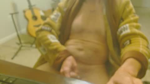 6stringer62 online show from December 13, 7:48 am