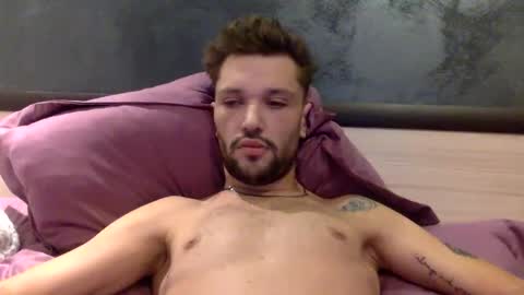 Snapshot of 777kriss chatting on October 4, 6:46 pm Kriss online show from October 4, 6:46 pm