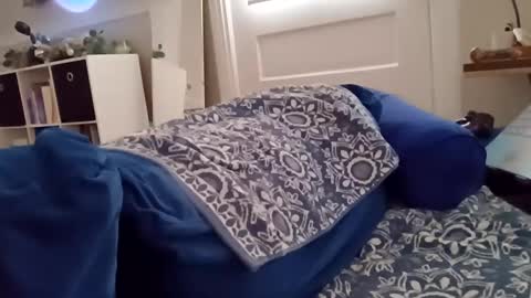 8inch_blessed online show from February 5, 3:53 pm