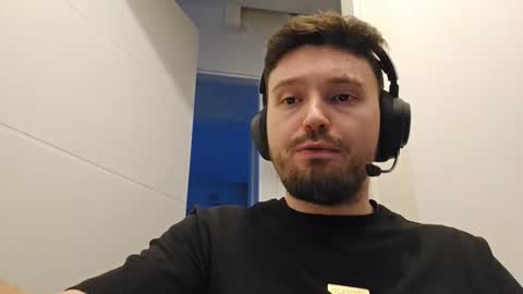 8inchdude93 online show from March 13, 5:52 pm