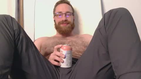 8InchesAndSomeHoles online show from March 4, 7:43 pm