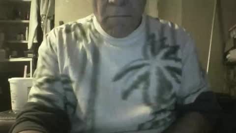 8inchthrobbincock online show from December 16, 12:56 pm