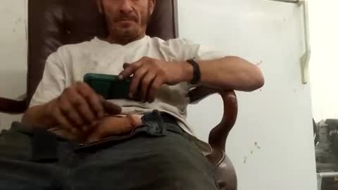 8intenn online show from November 9, 6:56 pm