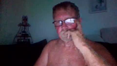 9gecko696969 online show from August 2, 11:19 am