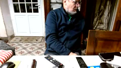 _123_voyeur_ online show from November 30, 8:22 pm