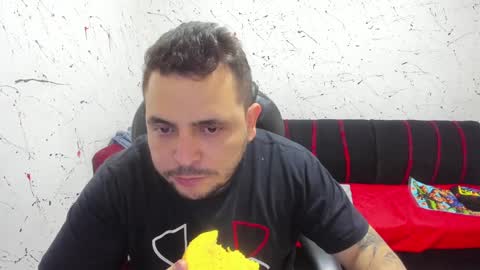     ----       online show from January 4, 4:23 am