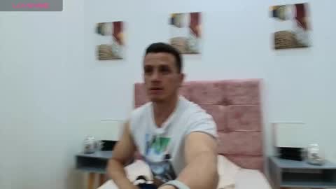 _andrewfalcon2 online show from January 26, 1:04 pm