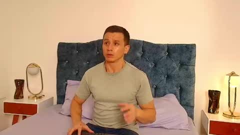 _andrewfalcon2 online show from January 30, 12:16 pm