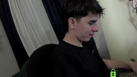 FELIPE CAMACHO    dont forget to support me with a little hand up online show from December 15, 6:07 am