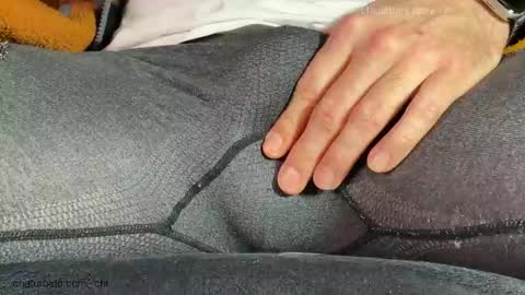 Chris online show from February 5, 8:27 pm