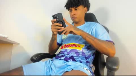 _cockpromise_ online show from April 7, 10:10 pm