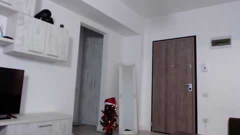 Dylan online show from December 21, 9:01 am