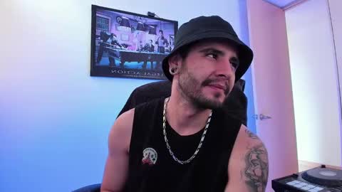  -         online show from February 13, 9:39 pm