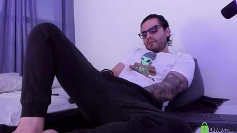  -         online show from October 9, 10:36 pm