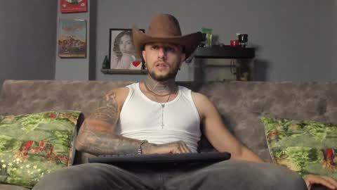 Emilio online show from January 6, 10:46 am