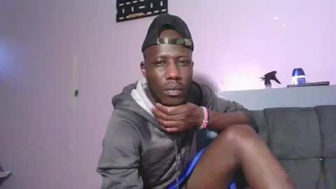 _hairlyboy online show from November 8, 2:20 pm