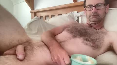 Kiwi online show from February 25, 8:32 pm