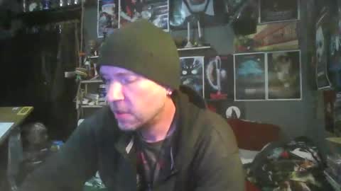 That guy online show from November 15, 6:43 pm