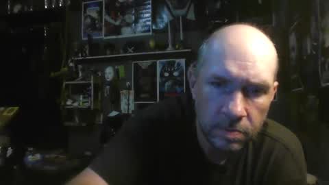 Snapshot of _longfellow chatting on October 23, 4:05 am That guy online show from October 23, 4:05 am