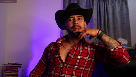 Snapshot of _mikestone chatting on October 23, 1:53 am soy mike online show from October 23, 1:53 am
