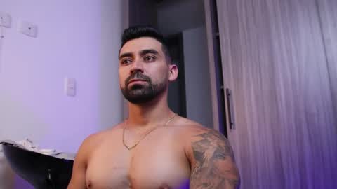 soy mike online show from December 14, 1:45 am