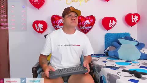   online show from March 6, 12:54 am