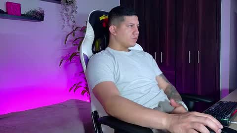 Roberto online show from October 16, 12:35 pm