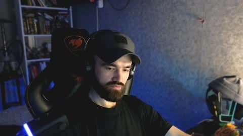 Ask me online show from April 1, 11:24 pm