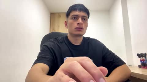 Juan Pablo-independent model online show from March 2, 1:38 am