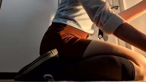 _sheer_jo_ online show from April 10, 10:11 am