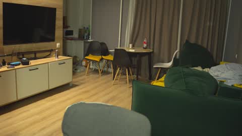 OLIVERERENMARCUSpvt is open online show from December 25, 3:08 am