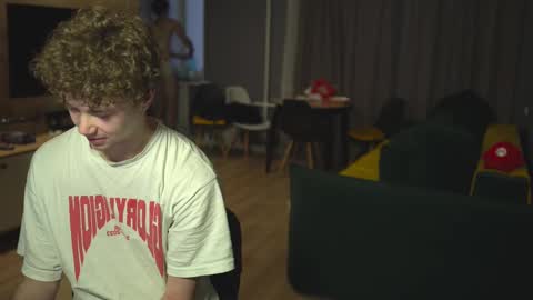 OLIVERERENMARCUSpvt is open online show from February 12, 3:51 am