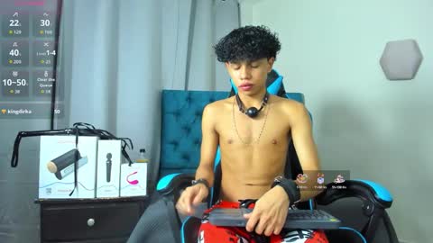 Snapshot of _taylor_black chatting on September 10, 1:37 am Taylor online show from September 10, 1:37 am